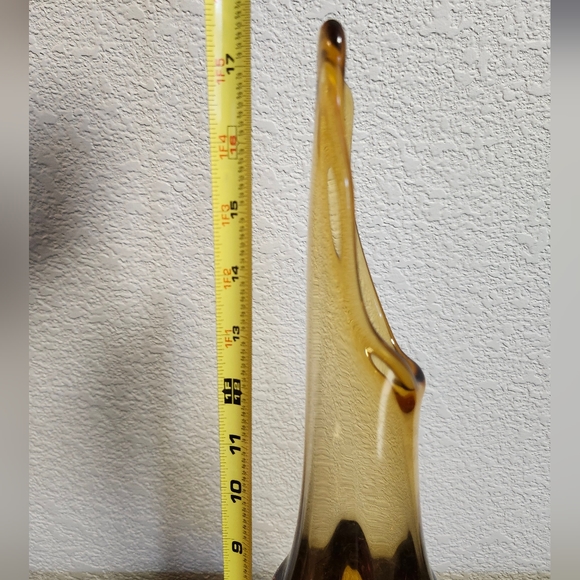 Vintage Viking Swung Glass Amber Pedestal Vase - Picture 7 of 9